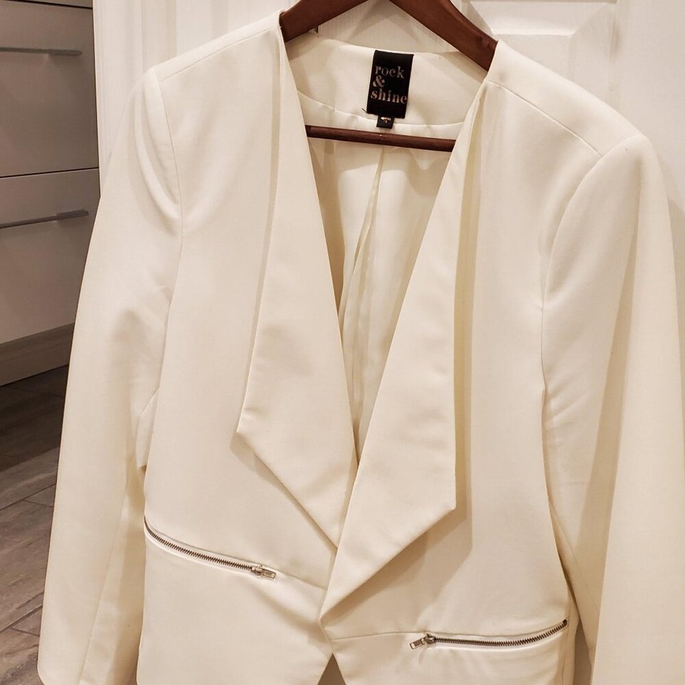 Cream suit jacket blazer
